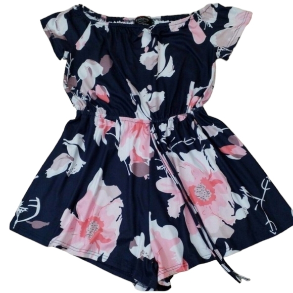 Relipop~Woman Size M~Floral Print Flared Half Sleeve Elastic Tie Waist Jumpsuit. - Picture 4 of 6